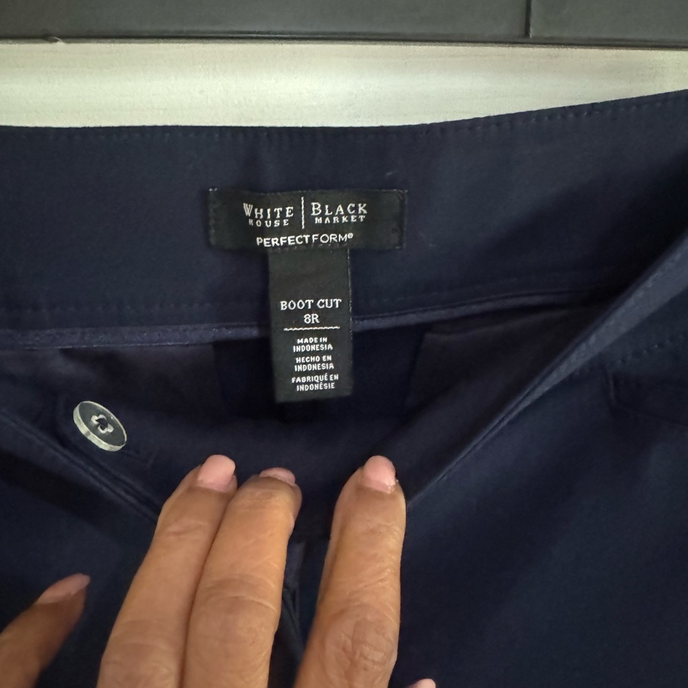 White House Black Market Navy Boot Cut Pants in size 8R - Picture 5 of 6